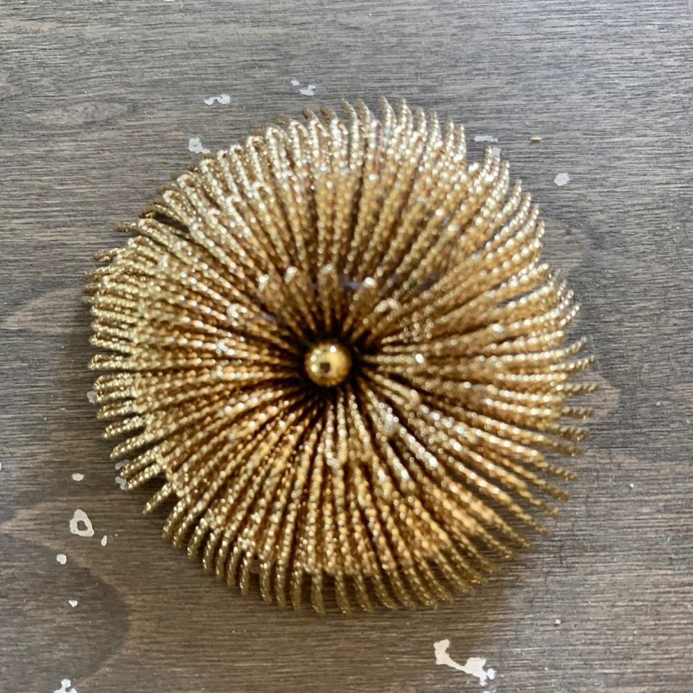 Spun Gold Vintage Monet Flower Pin